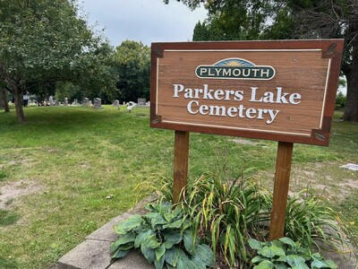 Cemetery Tours Offer Plymouth History Etched in Stone