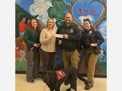 Coon Rapids Police Association Donates to ACBC Food Shelf as Citywide Holiday Drive Nears Finish