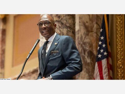 Senator Bobby Joe Champion Honored for Leadership in Latino Business Growth and Economic Equity in Minnesota