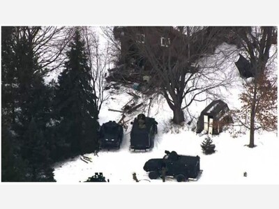 39-year-old man arrested after 18-hour standoff in Nowthen, Anoka County Sheriff says