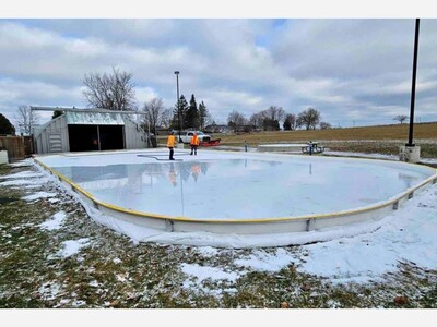 Coon Rapids Outdoor Ice Rinks Face Weather-Related Closures as Warm Temperatures Persist