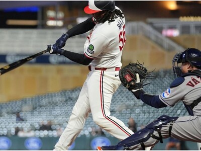 MINNEAPOLIMEDIA SPORTS | Josh Bell Powers Twins Past Astros After Storm Delay as Rookie Kendry Rojas Escapes Early Pressure